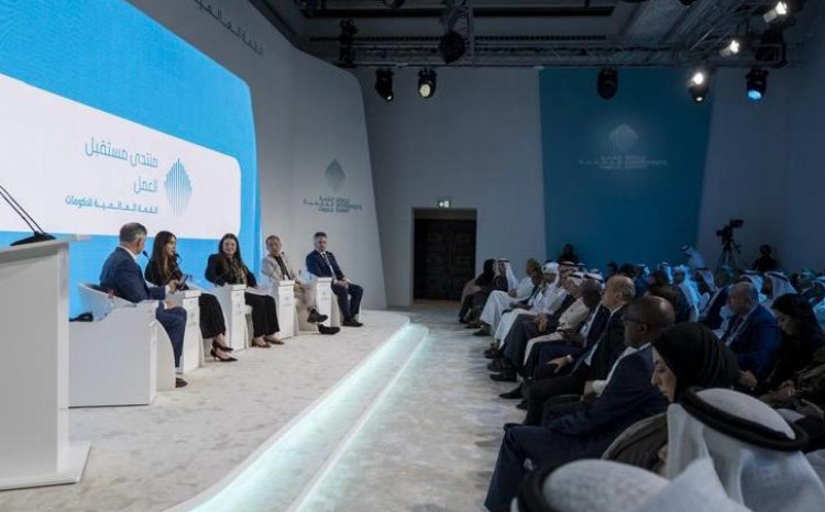 Emin Əmrullayev BƏƏ-də Dünya Hökumət Sammitində iştirak edib 