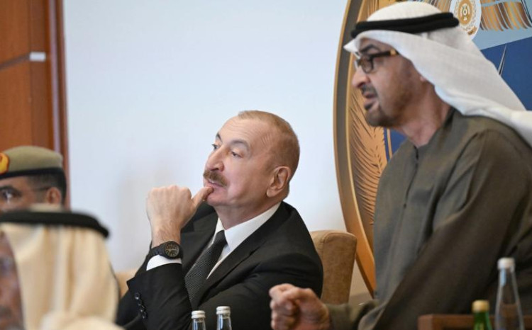 Azərbaycan və BƏƏ prezidentləri Əbu-Dabidə "Sülh Qalxanı-2026" birgə əməliyyat-taktiki təlimini izləyiblər 