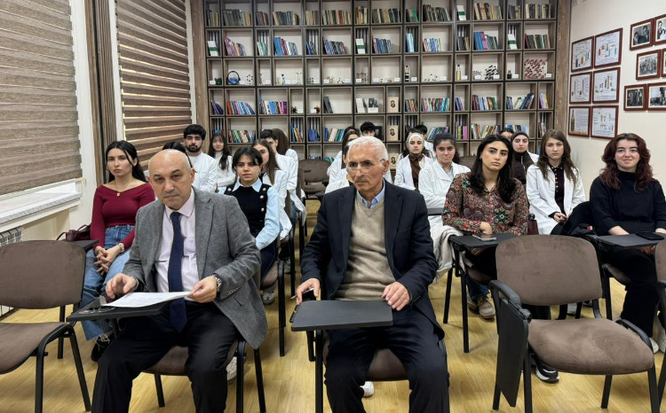 BDU-da elmi seminar: “Bioetanolun yanacağa çevrilməsində seolitlərin rolu və istifadə olunan üsullar” 