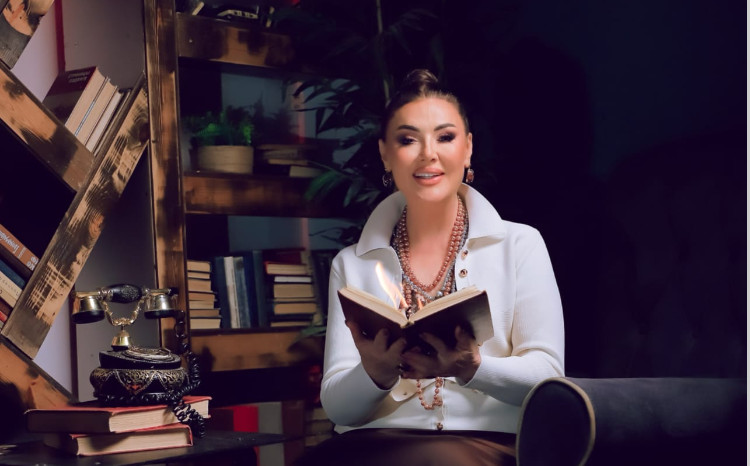 Ağ səhifəyə doğru: Gülüstan Əliyevadan yeni mesaj - VİDEO