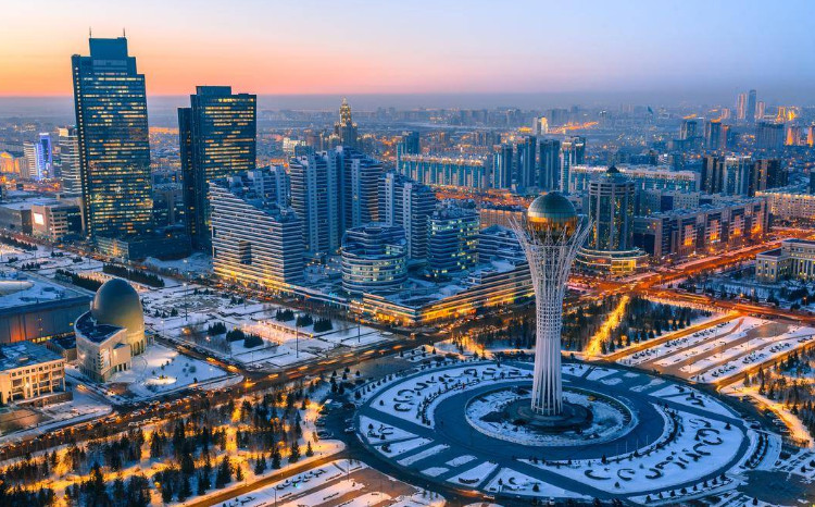 Milli Məclisin deputatları Qazaxıstanda referendumu müşahidə edəcəklər 