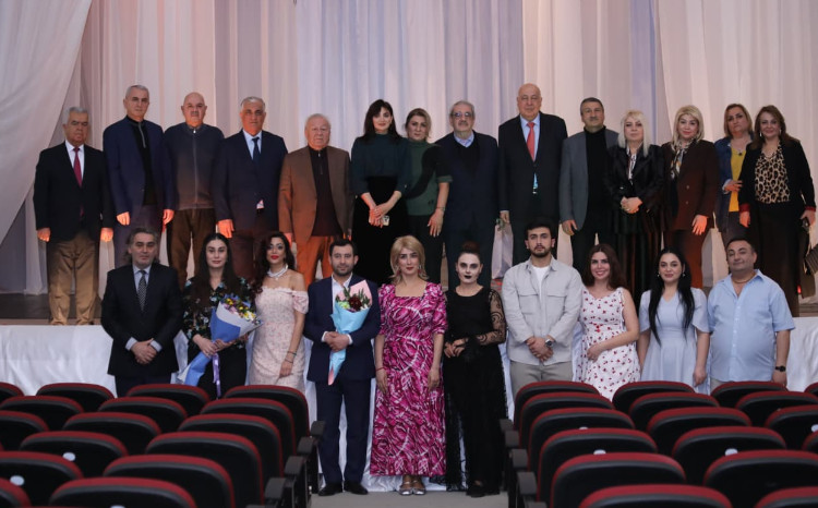 Lənkəran Teatrında “Gəlinlik paltarı” yenidən tamaşaçılara təqdim olunub 