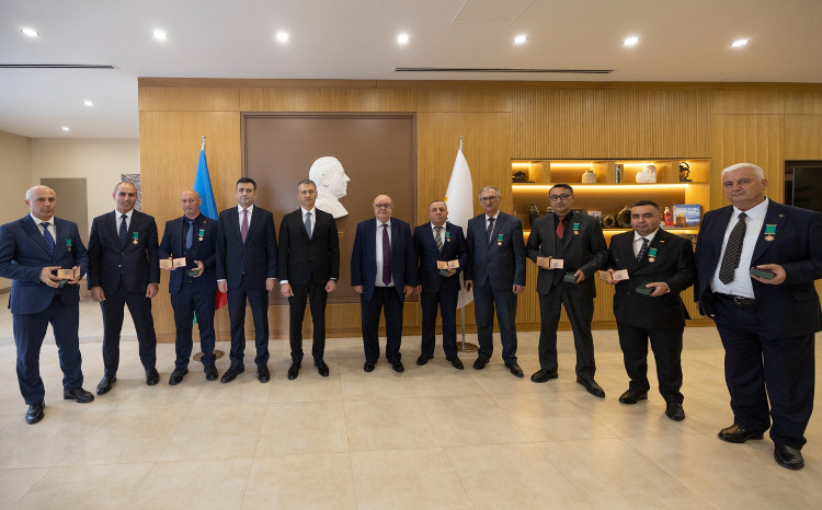 A meeting was held with employees who were awarded the "Progress" (Tərəqqi) medal at AzerGold 