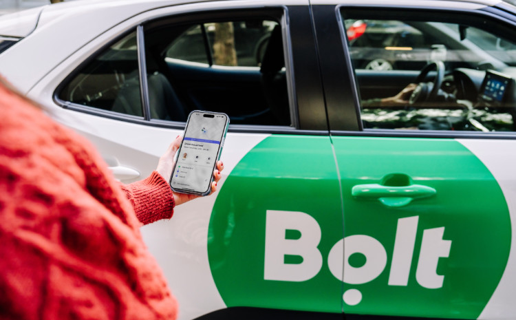 Taksi xidmətindən istifadə edərkən nələrə diqqət yetirməlisiniz? 