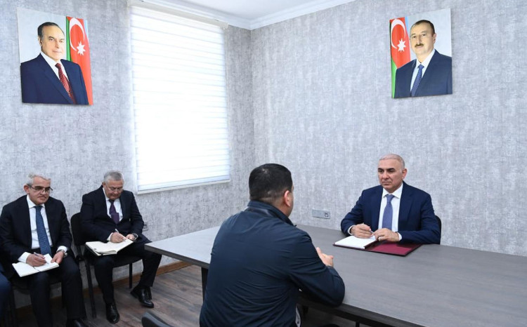 "Azərişıq" ASC-nin sədri Vüqar Əhmədov Şuşada vətəndaşları qəbul edib 