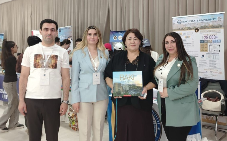 БГУ передал книги в дар Казахскому национальному университету им. Аль-Фараби 