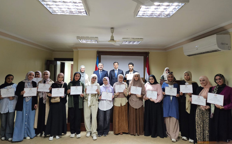 Qahirə Universitetində Azərbaycan dilini öyrənən tələbələr təltif olunub 