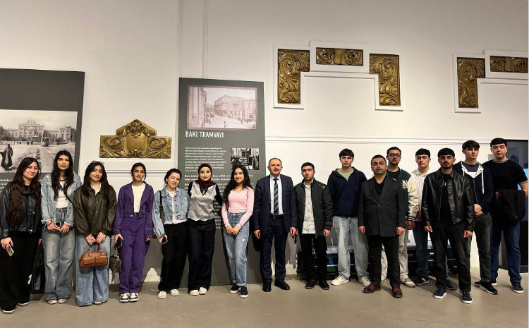 Студенты познакомились с выставкой «Интеллектуальный поезд» 