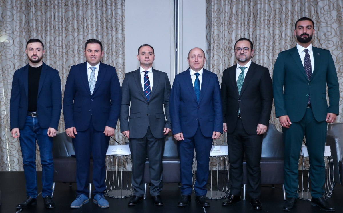 Bakı Fond Birjası Dayanıqlı Maliyyə mövzusunda panel müzakirəsində iştirak edib 