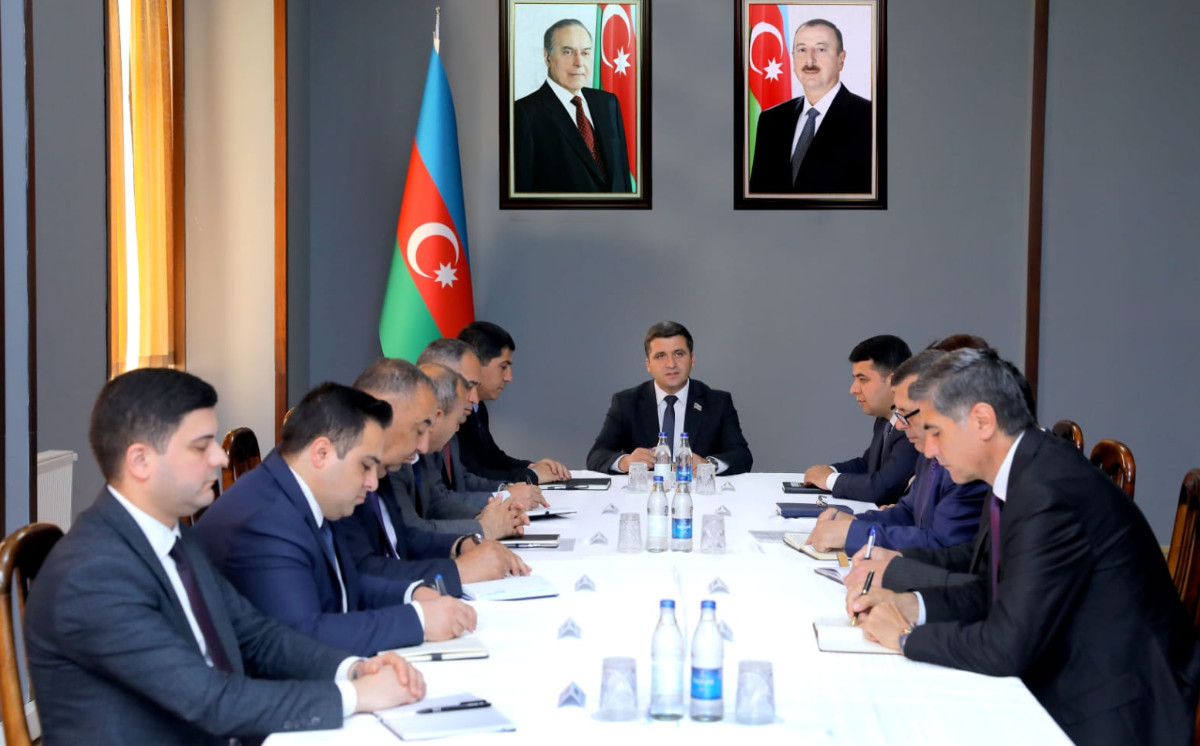Ali Məclisin Hüquq siyasəti komitəsinin iclası keçirilib 