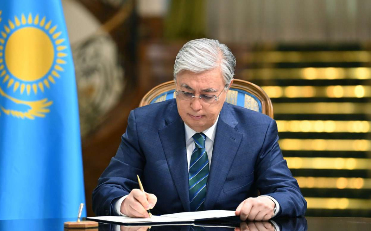 Главой государства подписан Указ «О мерах по внедрению искусственного интеллекта в систему среднего образования Республики Казахстан» 