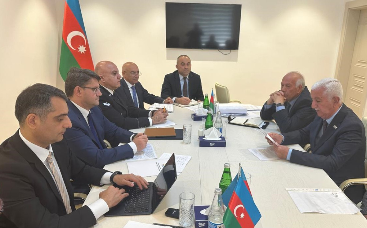 Ekologiya və təbii sərvətlər naziri Laçında vətəndaşları qəbul edib 