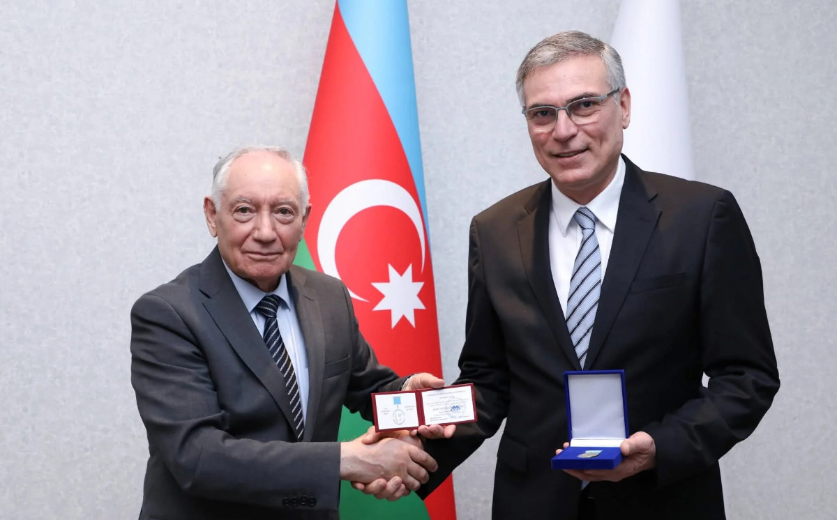 Azər Məmmədov Azərbaycan Mühəndislik Akademiyasının yubiley döş nişanı ilə təltif olunub 