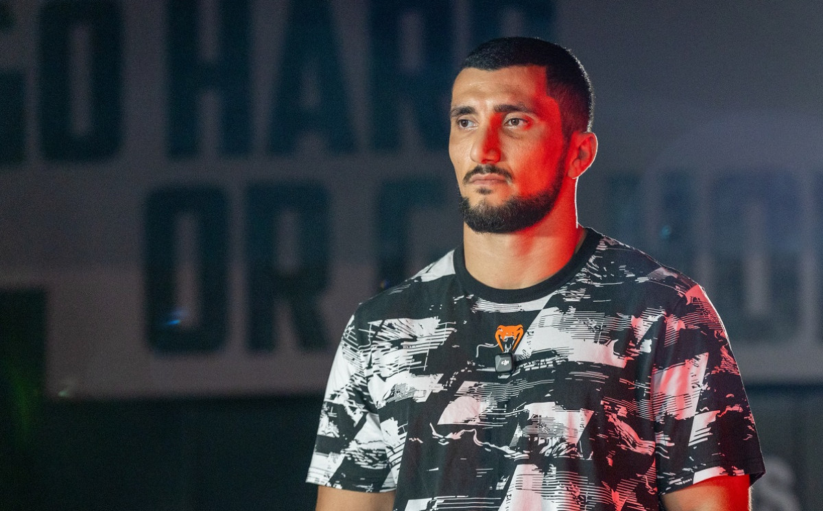 Fərman Həsənov: “UFC-də məqsədim titul uğrunda döyüşməkdir” 