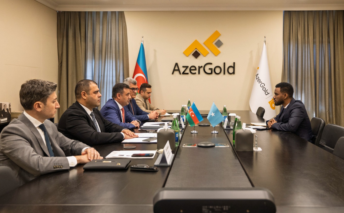 В ЗАО «AzerGold» состоялась встреча с генеральным директором Банка развития и реконструкции Сомали 