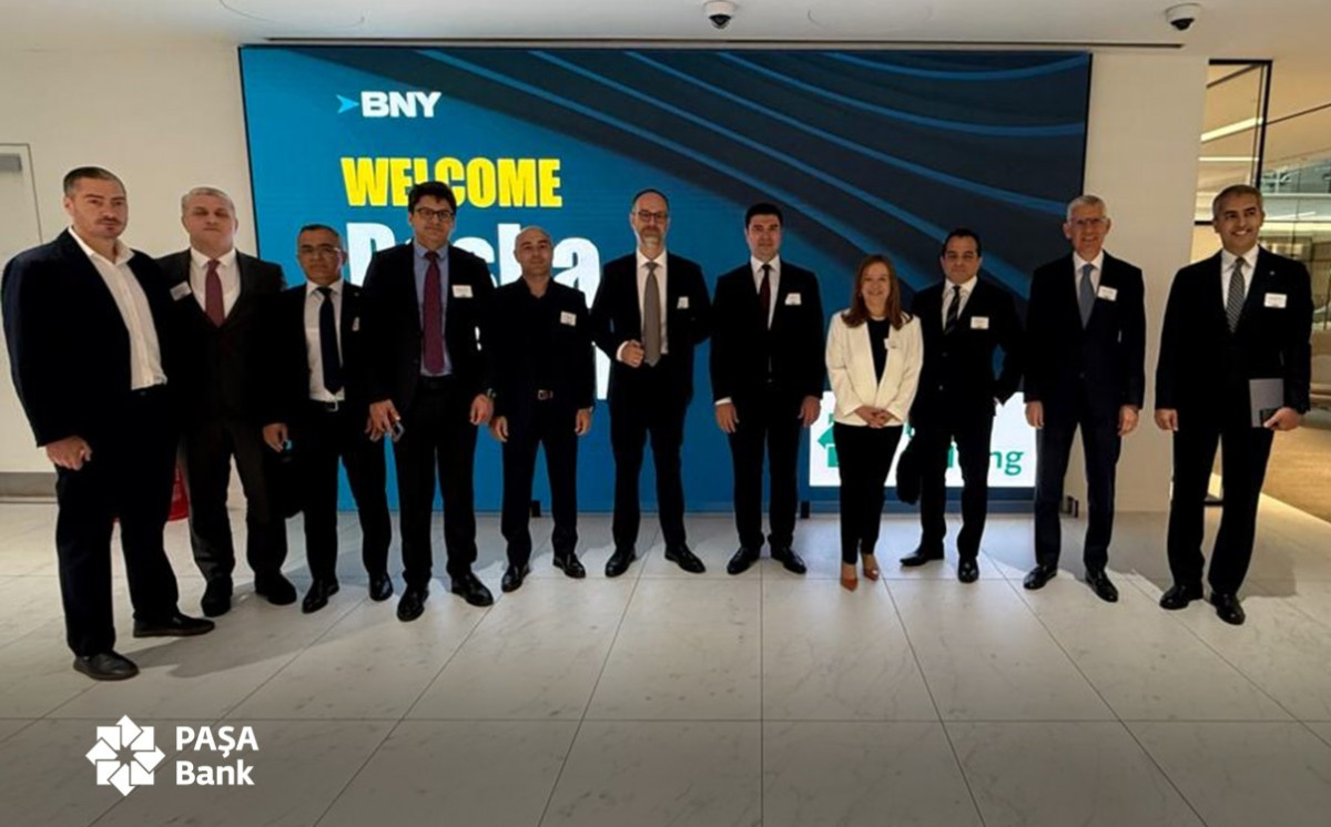 PASHA Bank senior executives attend Strategic Leadership Summit in London 