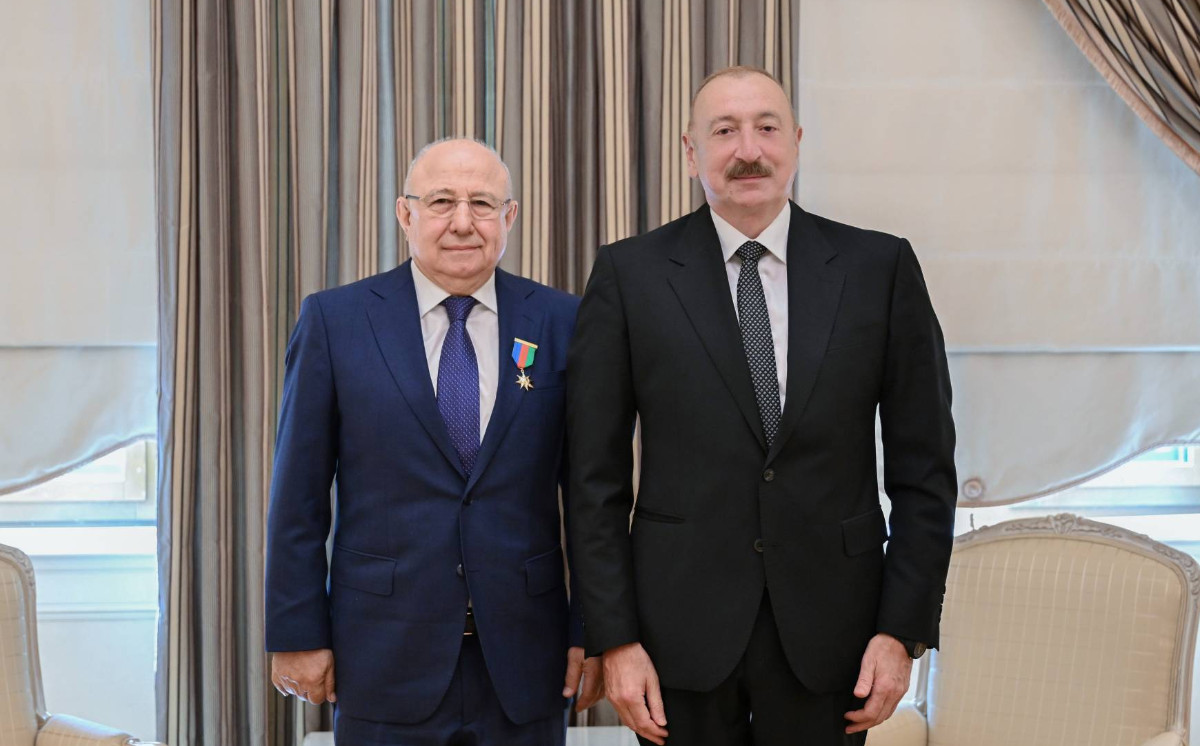 Prezident İlham Əliyev UNEC-in Dərbənd filialının direktoruna “Dostluq” ordenini təqdim edib 