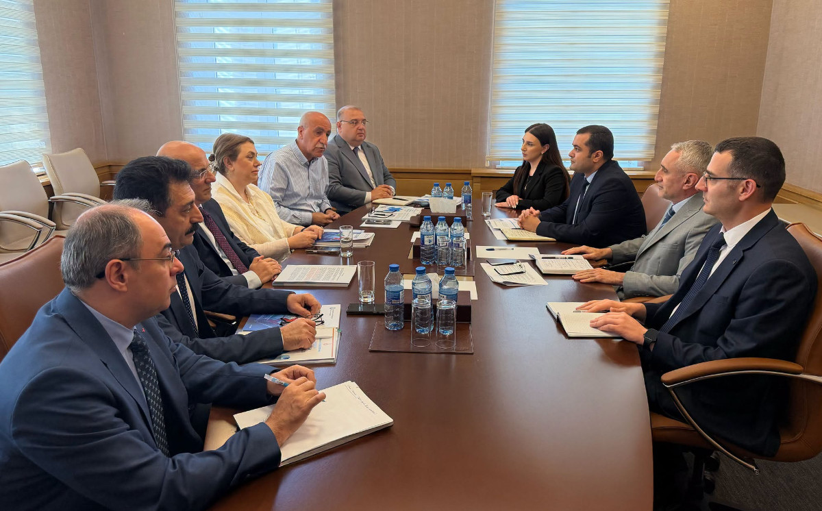 İctimai Şura üzvləri ilə görüşdə nəticəəsaslı büdcə mexanizminin tətbiqi və inkişaf istiqamətləri müzakirə olunub 