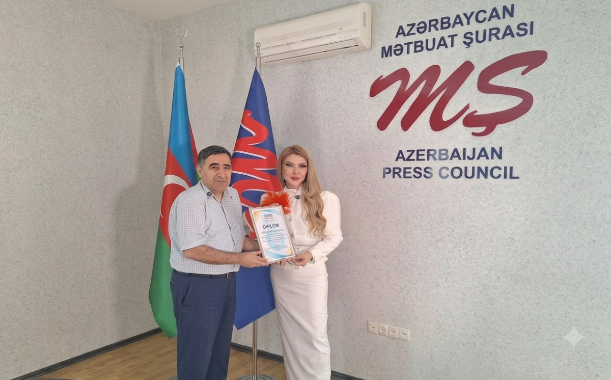 Assol Moldokmatovaya CASCFEN-in Diplomu təqdim edilib 