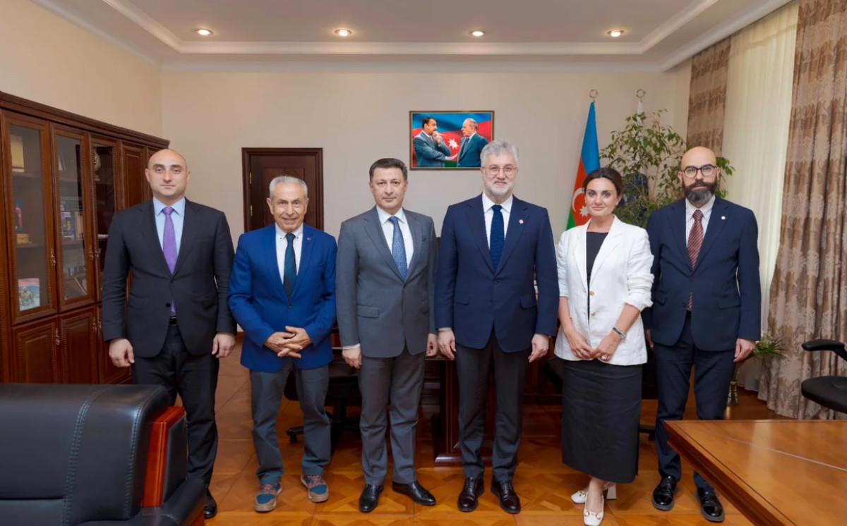 Azərbaycan Tibb Universitetində Türkiyənin Atlas Universitetinin nümayəndə heyəti ilə görüş keçirilib 