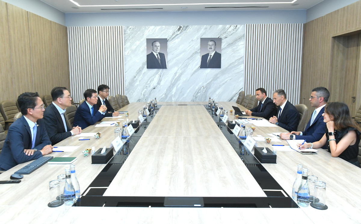 Nazir Rəşad Nəbiyev “Samsung C&T Corporation Engineering & Construction Group”un rəhbər şəxsləri ilə görüşüb 