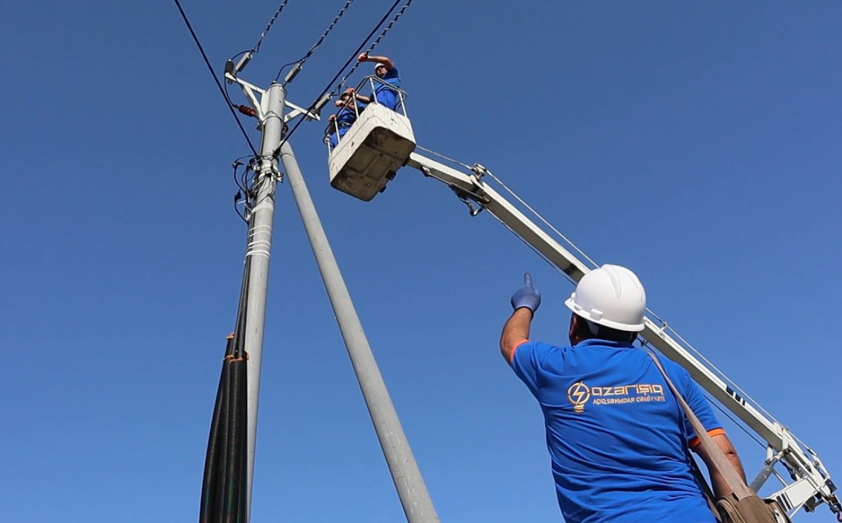 “Azərişıq” ASC Xocalı və Xocavəndin bir sıra ərazilərində elektrik təsərrüfatını yeniləyir 