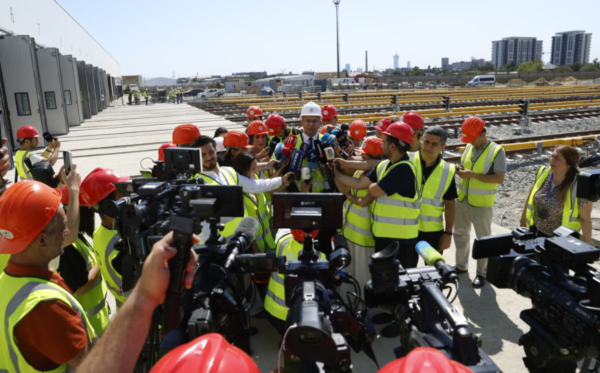 Bakı metropolitenində strateji addım: “Dərnəgül” elektrik deposu qismən istismara verildi 