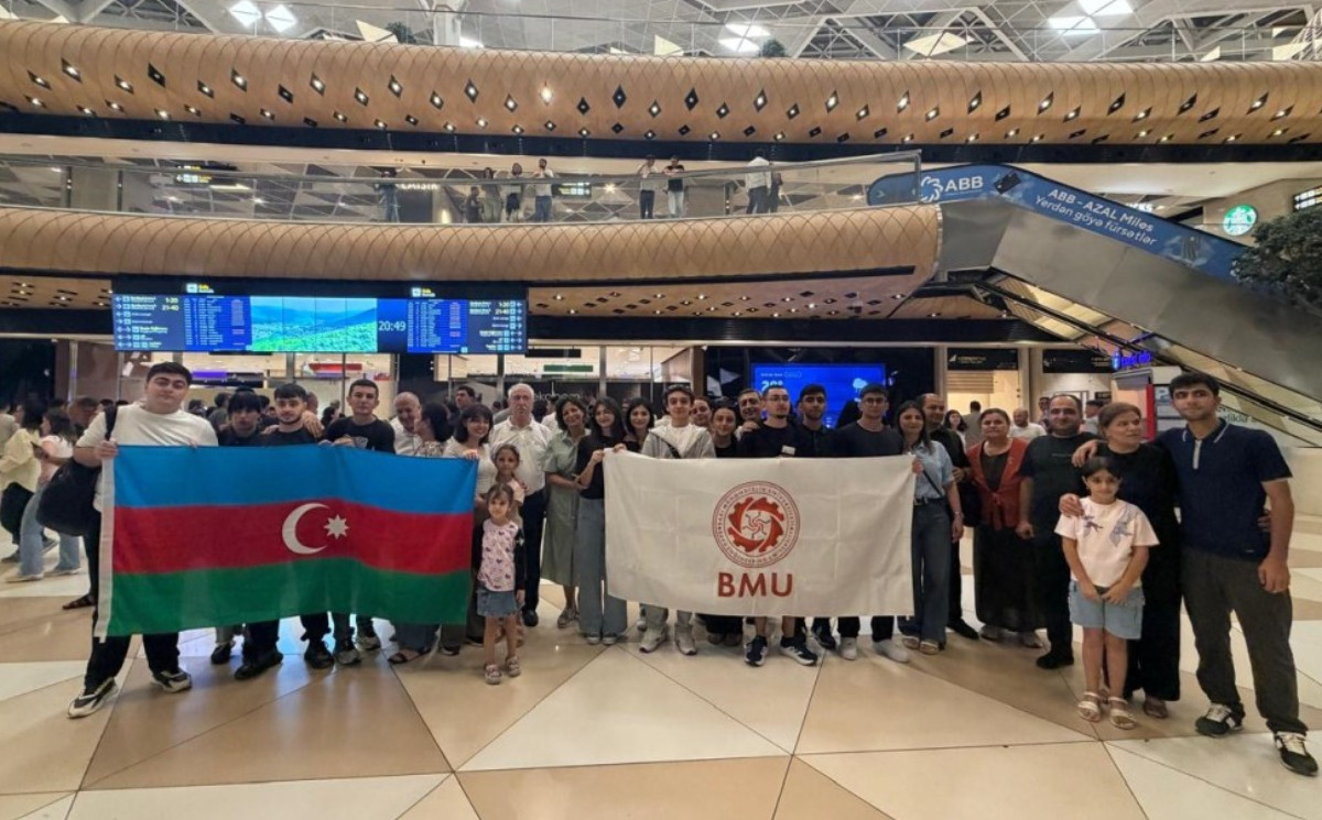 BMU-nun 37 tələbəsi ikili diplom proqramı çərçivəsində Çinə yola salınıb 