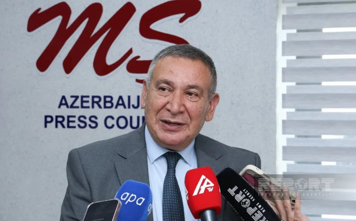 Sözün, mətbuatın və qələmin xidmətində 