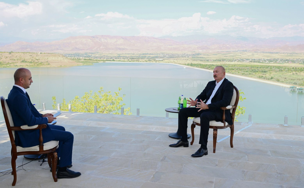 Prezident İlham Əliyev Azərbaycan Televiziyasına müsahibə verib 